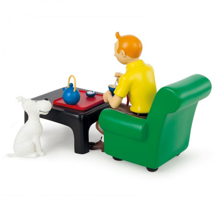 RESIN COLLECTIBLE: Tintin Drinking Tea with Snowy