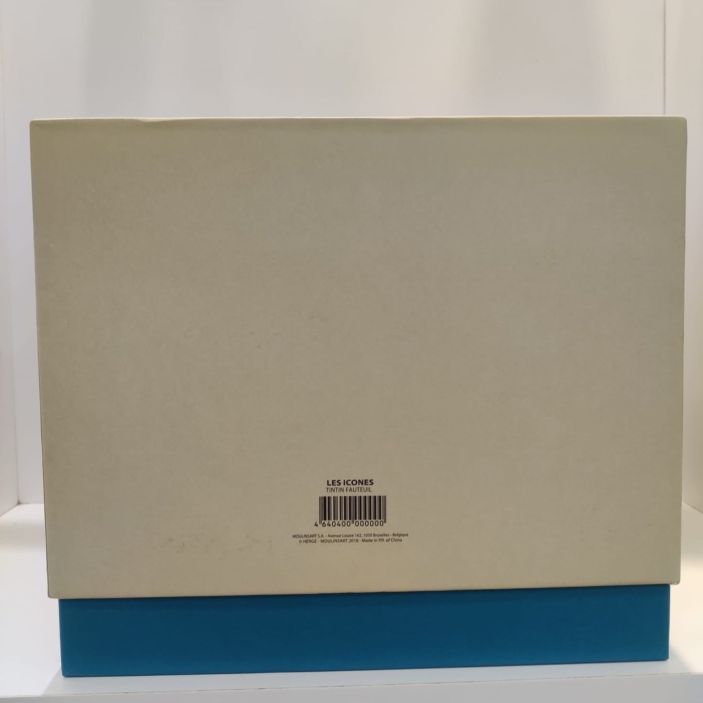 RESIN COLLECTIBLE: Icons - Tintin Red Armchair